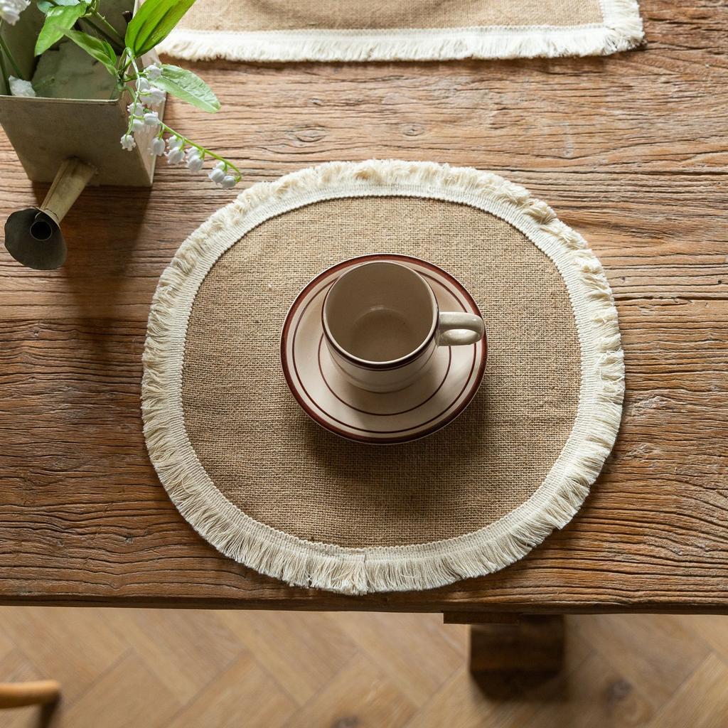 4 Pezzi Tovagliette Rotonde in Juta Rustica Intrecciata Naturale con Nappe, Tovagliette Tessute Boho per Matrimonio Festa Tavola da Pranzo Rustica Decorazione