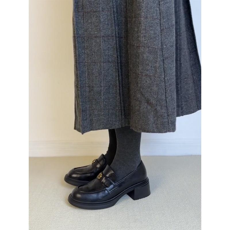 Cowhide Version~ Leather Thick Heel British Style Camellia Round Head One Pedal Loafers Women's Retro Small Leather Shoes Single Shoes
