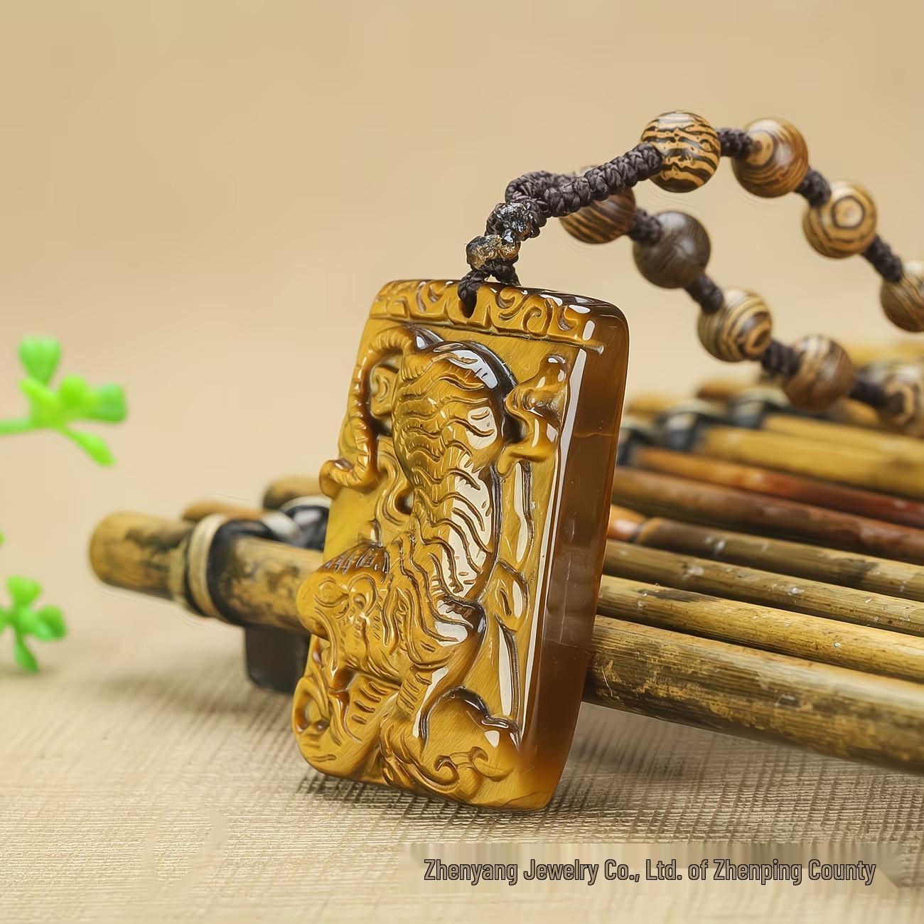 Мужской кулон-талисман Зодиака Тигр: Натуральное ожерелье из камня тигровый глаз - Год тигра, дизайн свирепого тигра жёлтый