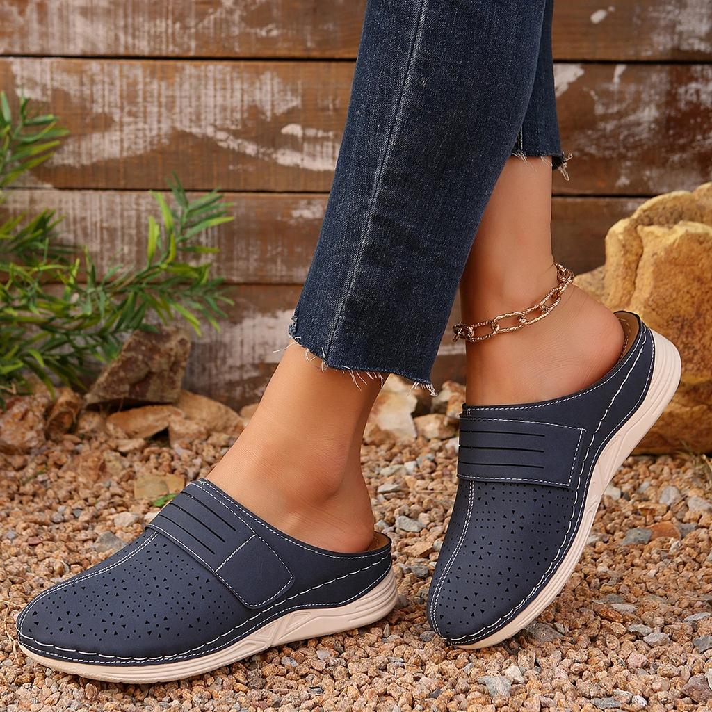 Summer Women Slippers Outside 2025 New Platform Sandals Comfortable Casual Slippers Lightweight Hollow Baotou Shoes Slides Women