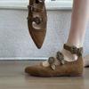 Flache Schuhe Herbst Neu Spitz Zehenbereich Flach Wildleder Nieten Metallschnalle Erhöht Rutschfest Weiche Sohle Einzeln