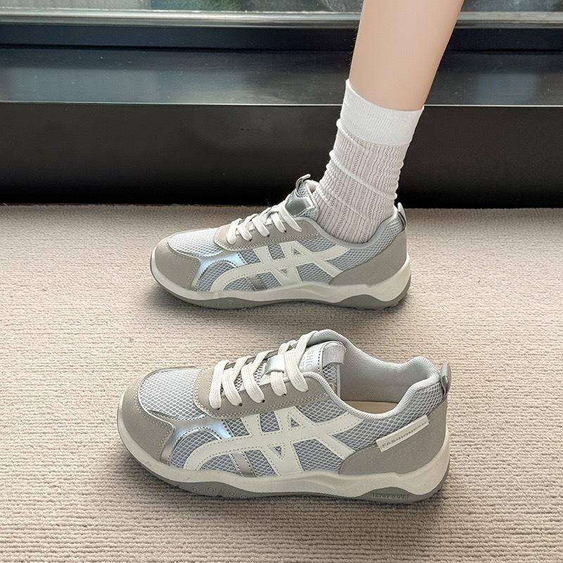 Ins New Forrest Gump Shoes 22 Autumn Student Sports Running Leisure Street Shooting Thick-soled Soft-soled German Training
