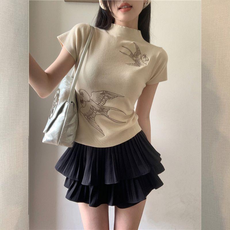 

Women s Summer Swallow Embroidery Mock Neck Slim Knit Top OneSize абрикосовий