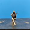 Bar Retrò Figura Bambola Chitarrista Donna Statua Ottone Vintage Modello Mini Figura Artigianale Ornamento da Scrivania Ufficio Decorazione Casa