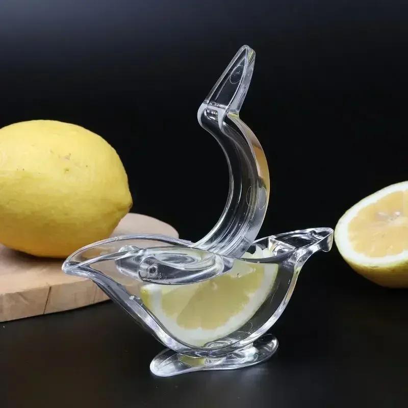 Kitchen Convenience Simple Manual Fruit Juicer Portable Juice Making Tool Plastic Transparent Bird Shape Lemon Juicer Household