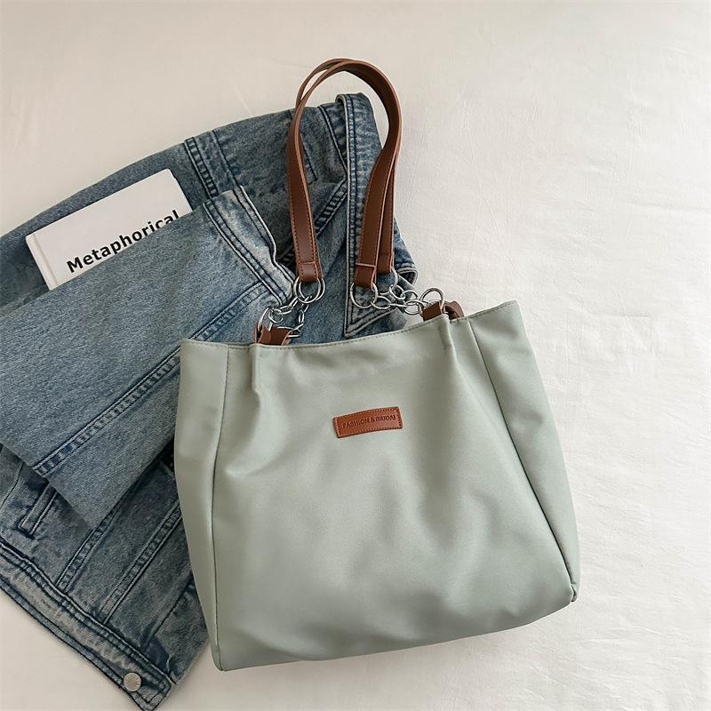 Large-capacity Summer Big Bag Women's 2025 New Foreign-style Shoulder Bag Fashionable Niche Beautiful Commuter Tote Bag