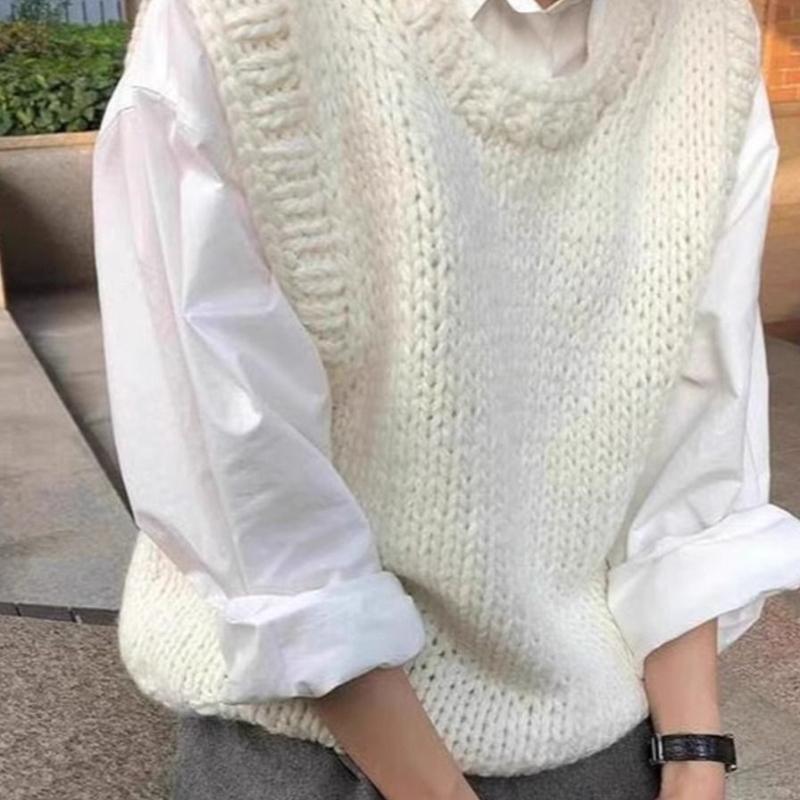 Women's Skin-Friendly Soft Korean College-Style White Sleeveless Gentle Crew-Neck Knitted Top Loose Sweater Vest Cardigan
