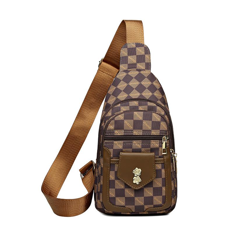 

Жіноча нагрудна сумка з принтом. Жіноча нагрудна сумка. Дорожня сумка через плече коричневий