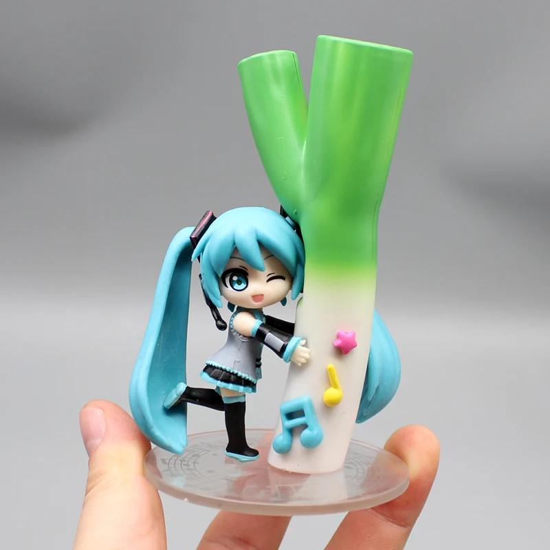 10.5Cm Hatsune Miku Kawaii Holding Welsh Onion Beautiful Girl Figure Model Statue Collection Desktop Decoration Ornament Gifts
