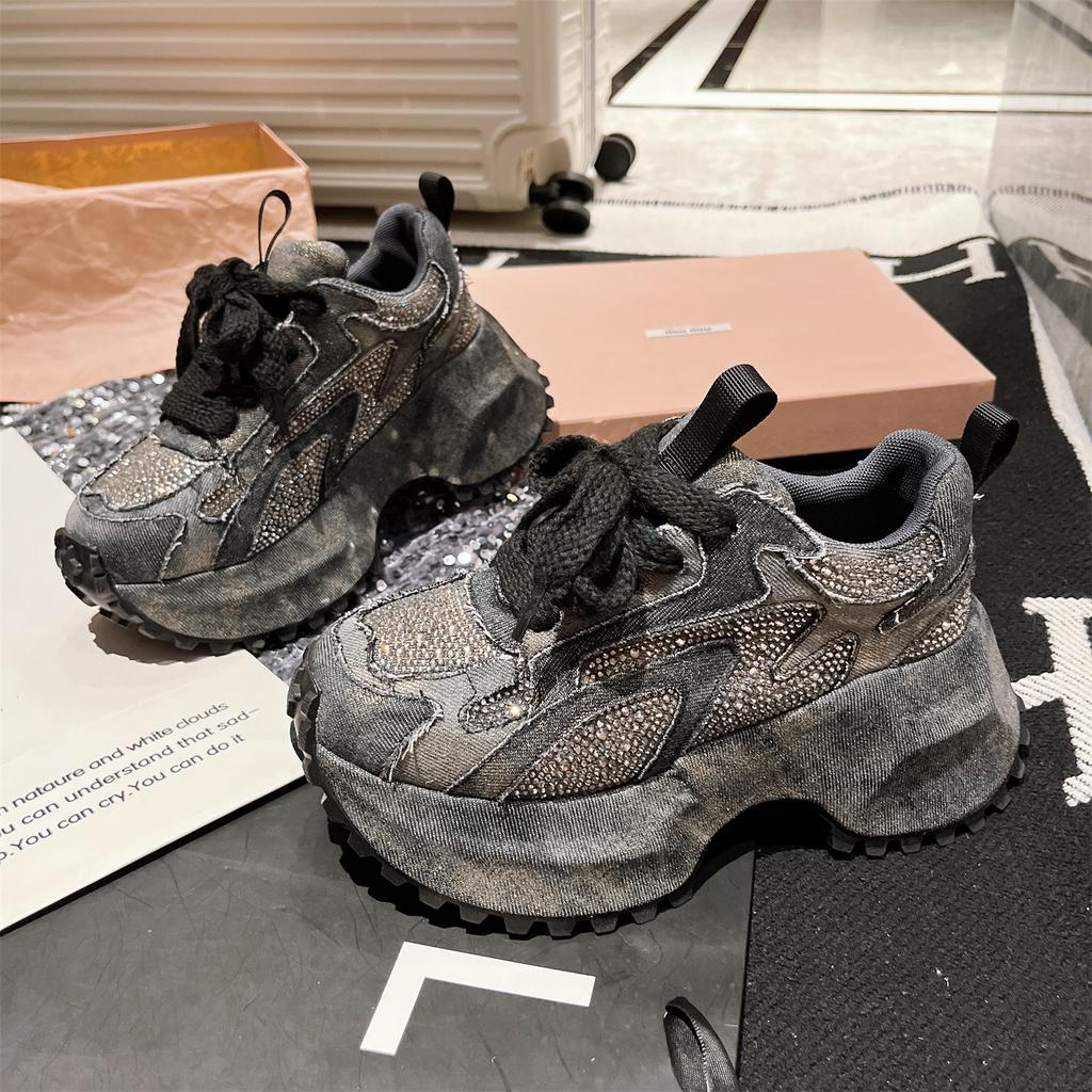 Fashion New Women Sneakers Luxury Crystal Flats Platform Sport Shoes 2025 Trend Winter Fashion Shoes Lace Up Walking Running Zapatos