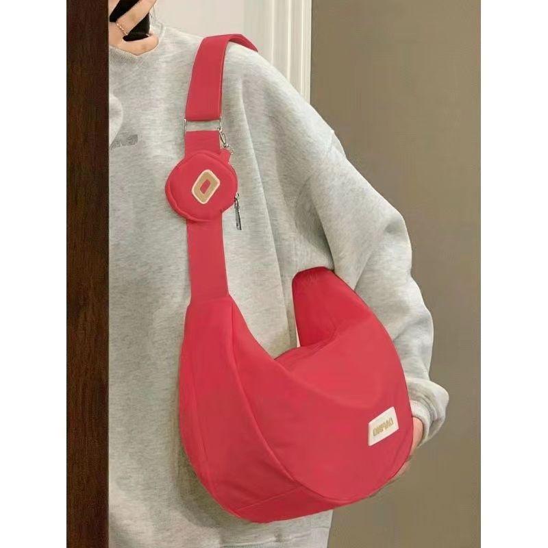 

Стиль Мори Весна/Лето Нейлон Водонепроницаемый Холст Сумка Кроссбоди Формы Пельменя для Студентов Double-layer waterproof lining, ready stock