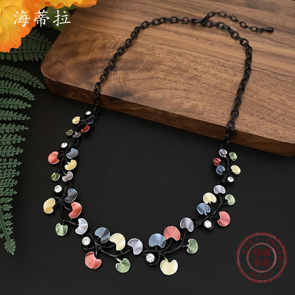 New color painting oil small flower blackened necklace earrings set personalized high-end women's banquet set