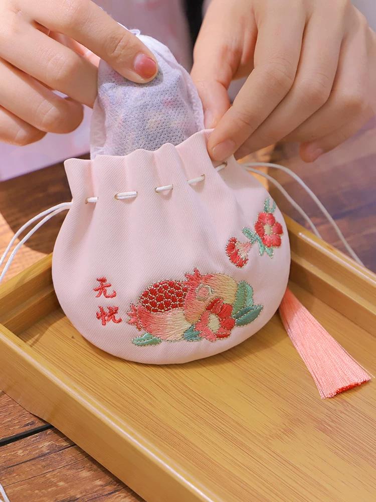 [Heart of Grass and Wood] Curry Home Dragon Boat Festival Sachet Sachet Traditional Handmade Tassel Three-Dimensional Embroider Green Dragon Safe