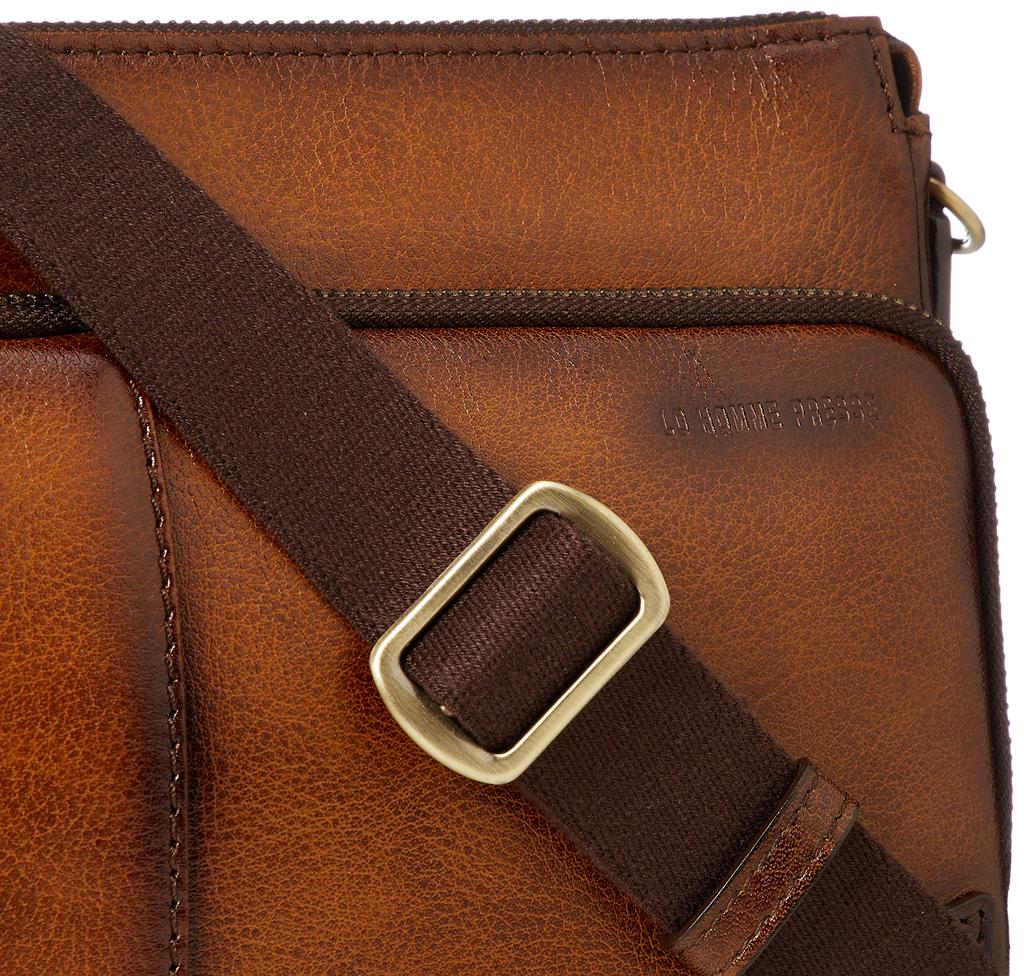 L'Homme Presse Shoulder Bag, Made In Japan, Archaic Cowhide Leather, Brown, 71883