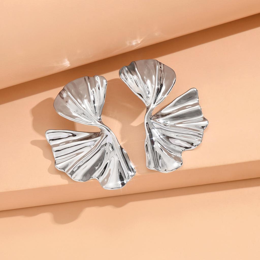 Vintage Gold Color Flower Stud Earrings for Women Fashion Geometric Petals Piercing Earring Trendy Luxury Party Jewelry