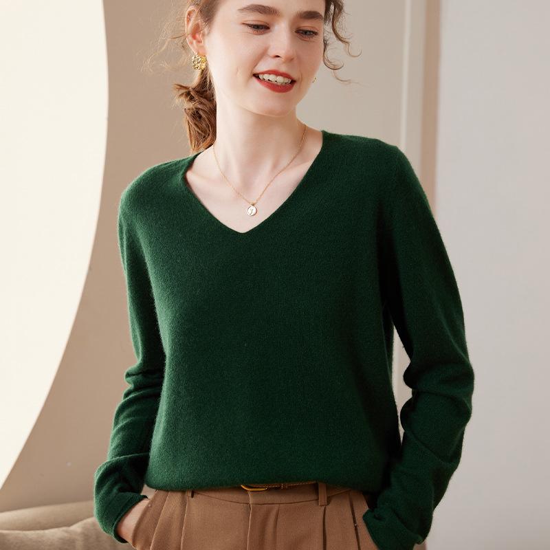 Seamless Pure Cashmere V-Neck Sweater for Women - Versatile, Loose Knit Pullover, Perfect for Autumn and Winter