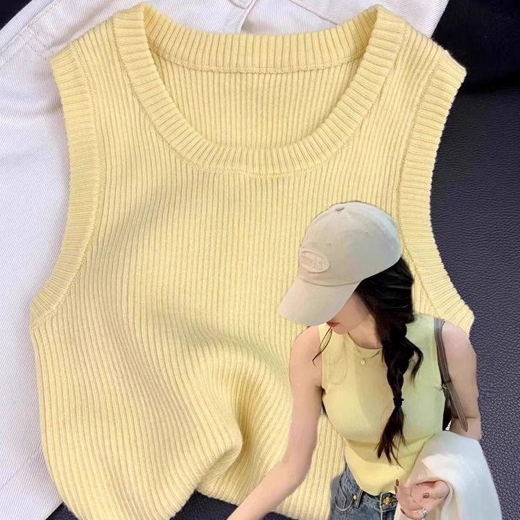 

Women s Yellow Slimming Knitted Vest - Sleeveless, Stylish, and Fashionable Camisole for Concealing Underarm Fat, Perfect for Spring and Summer. S (suitable for 40-45 kg)