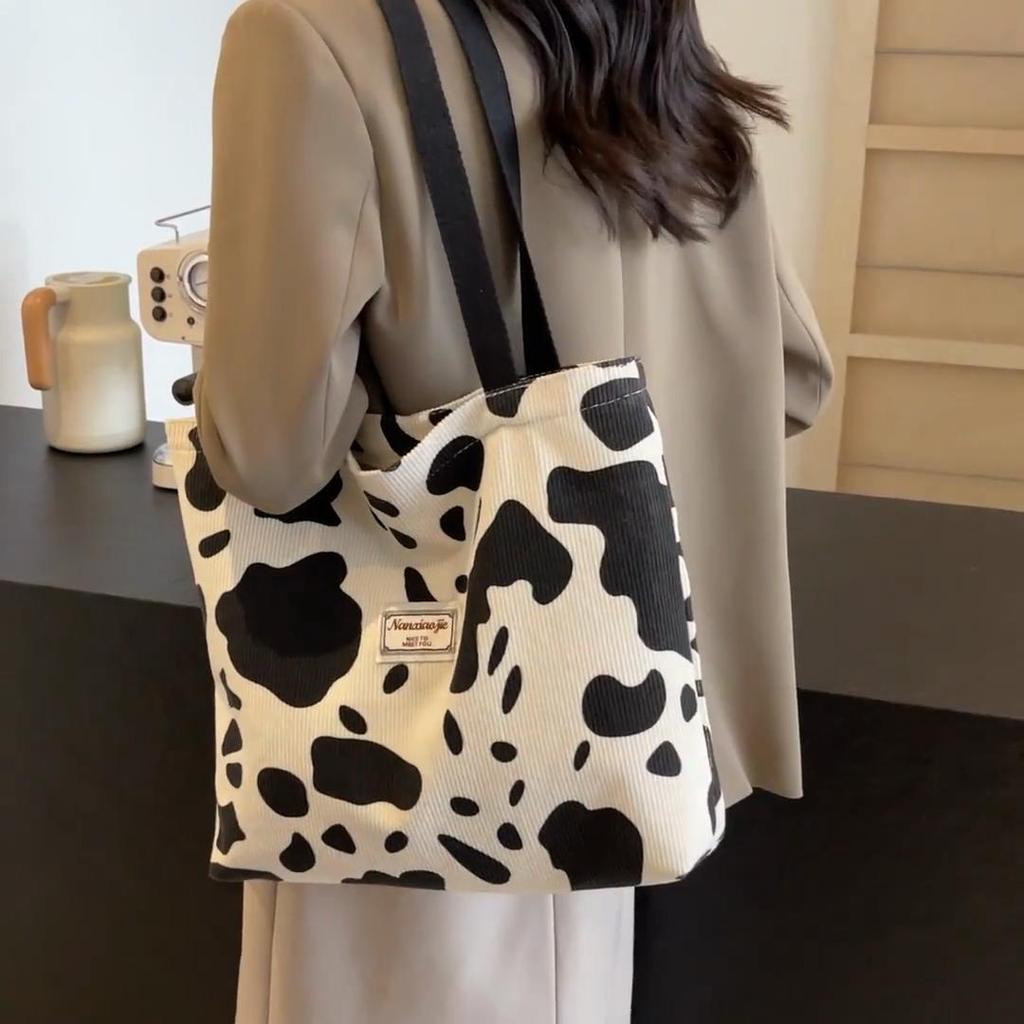 Fashion Large Capacity Cow Print Corduroy Tote Bag for Women Reusable Cute Commuter Shoulder Bag with Zipper, Foldable Shopping Bag
