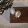 Silver Needle Retro Court Style Cat's Eye Oval Stud Earrings - Elegant, Artistic, and Girly.