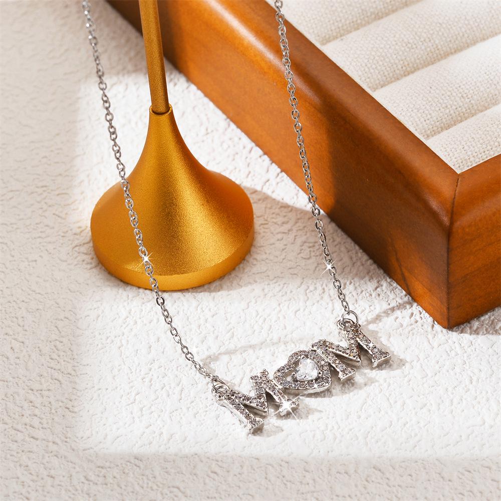 Simple Fashion Titanium Steel Women's Necklace - Non-fading, Luxurious, Versatile, Korean Style Clavicle Chain