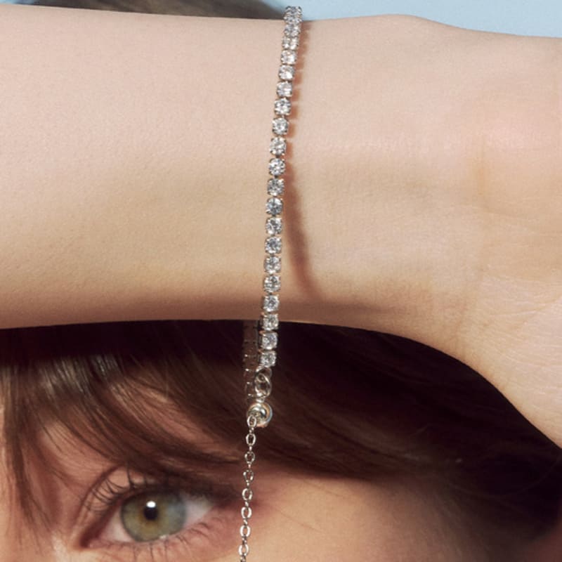 JUDY AND PAUL Terra Simple Square Tennis Tie Bracelet