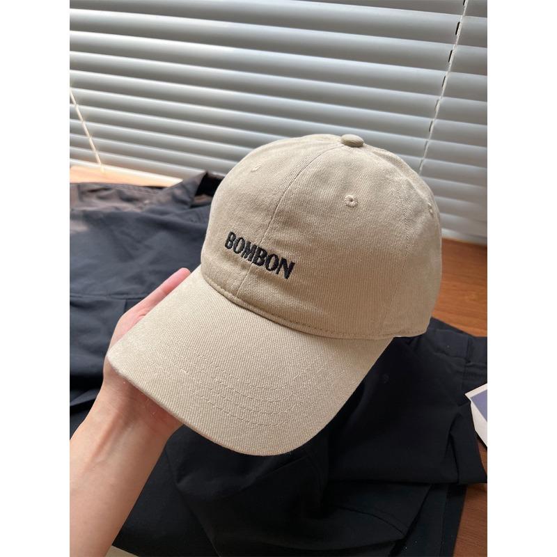 Baseballkappe im koreanischen Stil mit vielseitiger Buchstabenstickerei für Herren, zum Reisen auf der Straße, zur Gesichtsformmodifikation, Sonnenschutz, um ein kleines Gesicht zu zeigen