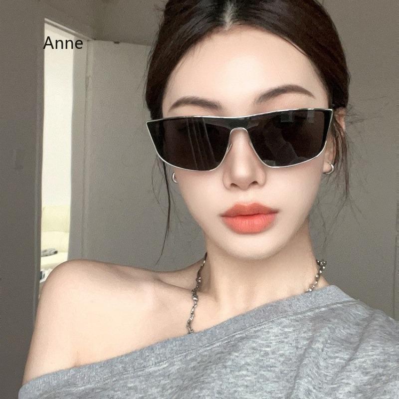 Fashion Style Sunglasses for Women Punk Y2K Stylish UV Protection Female Sun Glasses Travelling Hiking Men Sunglasses
