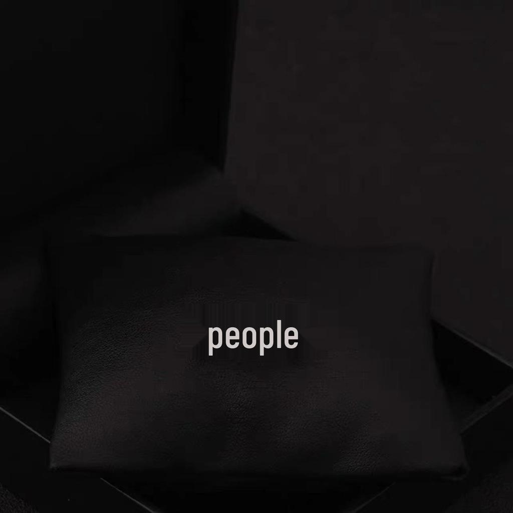 Exquisite Smile Face Brooch - Polished Simple Design for Shirt Collar