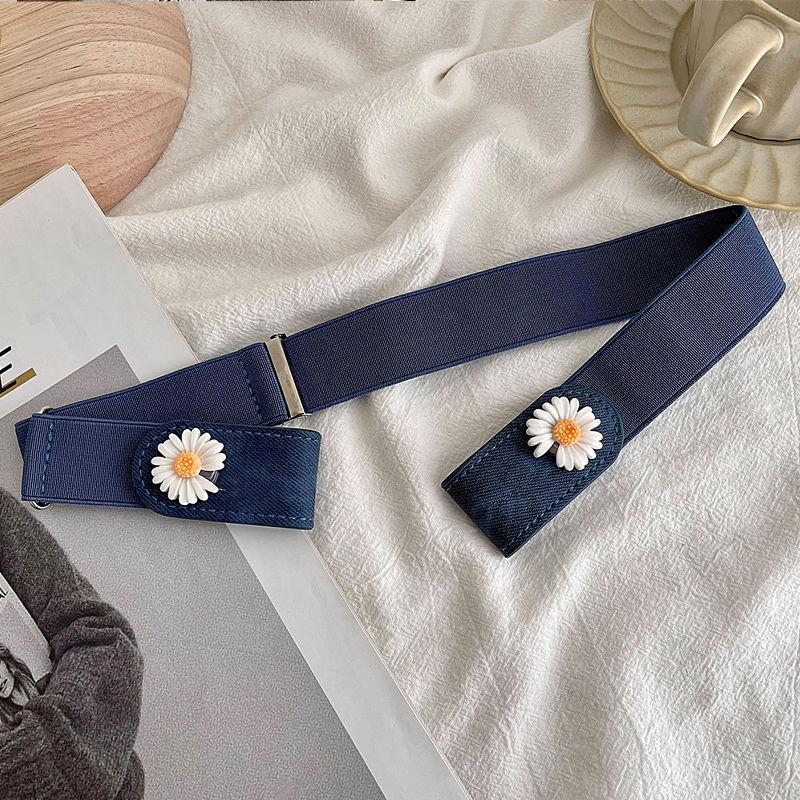 New adjustable elastic belt—an invisible, buckle-free belt for women and men; easy to wear with jeans, trousers, or dresses.