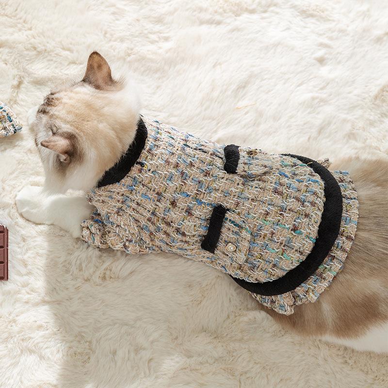 Pet clothes fashion small fragrant coat autumn and winter warm puppy dog teddy velvet two-legged kitten clothing