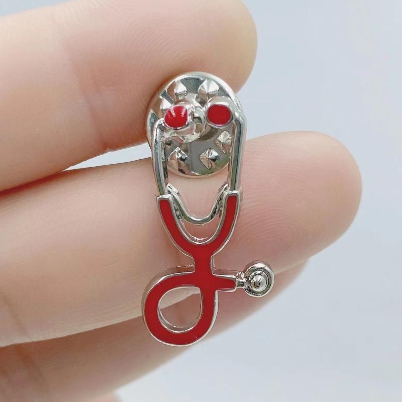 Stethoscope Enamel Lapel Pin Vibrant Multicolor Design Durable Badge for Medical Students Hospital Staff Daily Wear