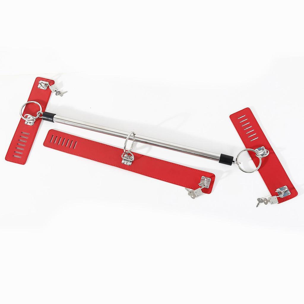 SM Restraint Kit with Locking Leather Handcuffs and Neck Rod