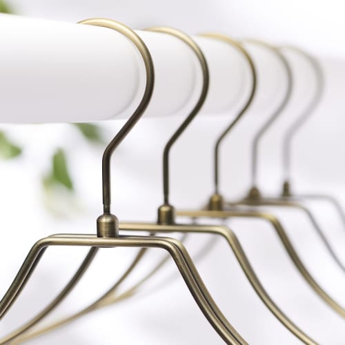TAMATOSHI Double Steel Hangers, 38cm Wide, Antique Gold Plated, 10 Pieces, 5-Year Warranty, Developed by a Retail Fixture Manufacturer, Slim, Luxury,