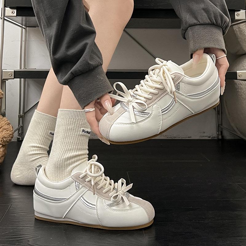 Silver Inner Height Increase Flat Bottom German Training Shoes Women's Shoes 2025 New Spring and Autumn Leisure Sports Board Shoes Forrest Gump Shoes