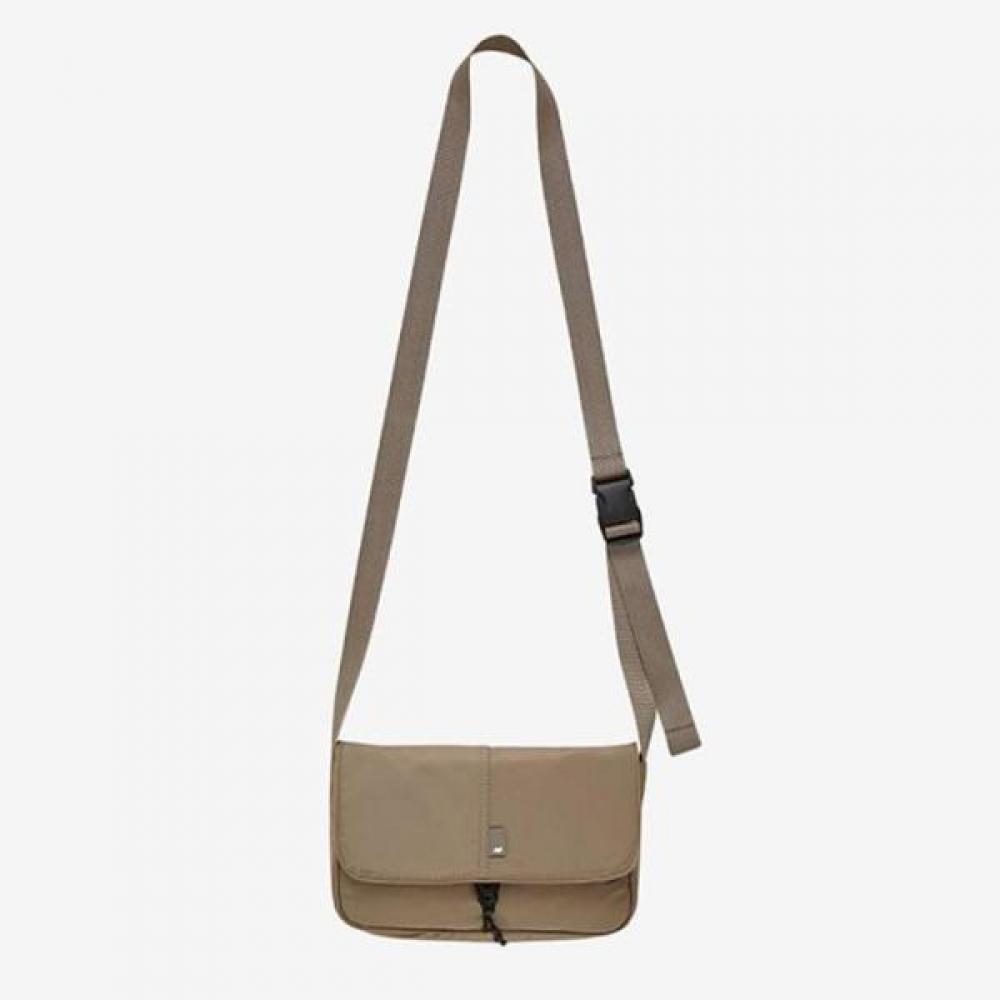 

Seller Hub Sports New Balance Bag Padded Mini Crossbody Bag Nbgccaf512 35 FREE