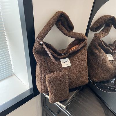 Korean Version of Ins Fashion Plush Bag Women's Bag 2025 Autumn and Winter New Large-capacity Tote Bag Simple Furry Body Bag