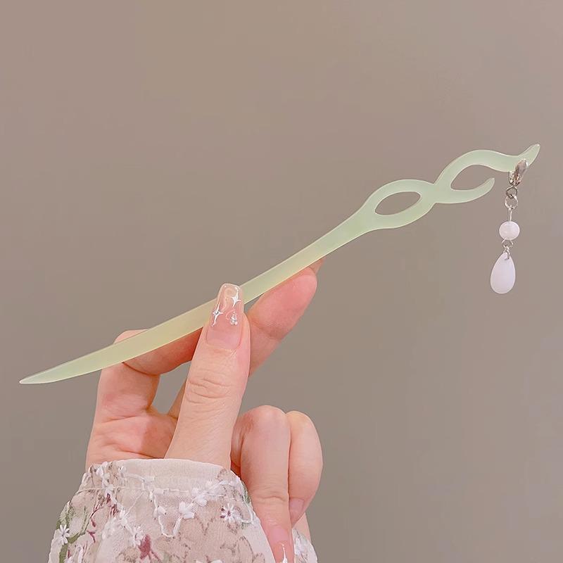 Ancient Chinese-Style Hanfu Hair Accessories: Elegant Updo Hairpins with Tassels for Women