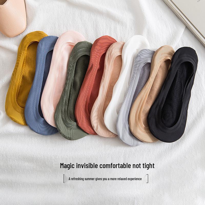 Ice Silk Women's No-Show Boat Socks - Non-Slip, Invisible, Thin Style for Spring and Autumn