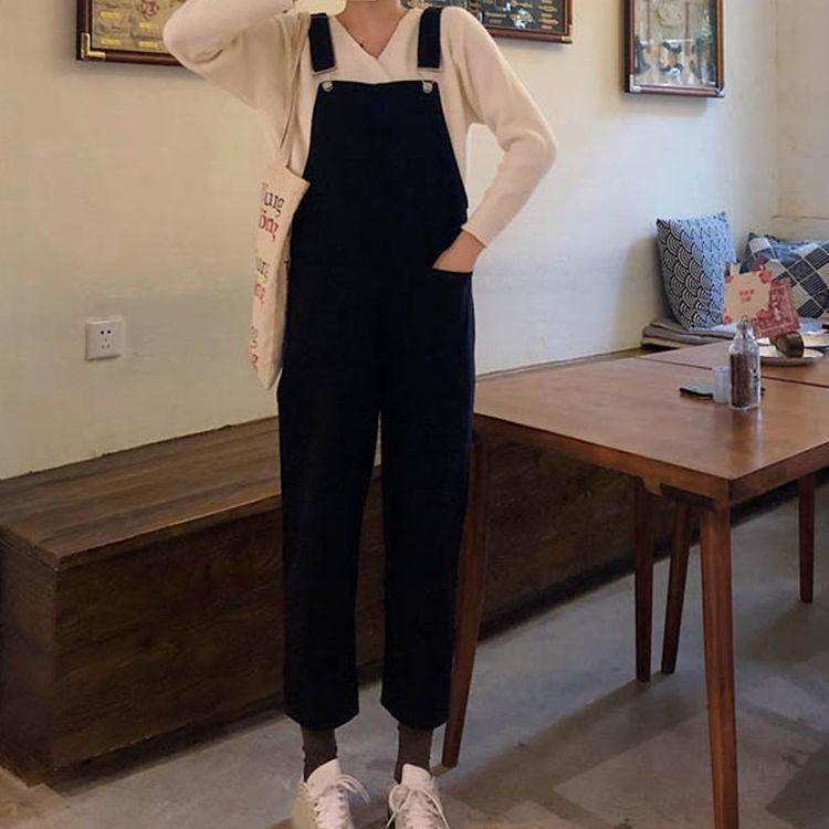 

2025 Plus Size Cute Denim Wide-Leg Overalls: Slimming Niche Design for Spring & Autumn S (for 85-100 jin) матовий чорний колір