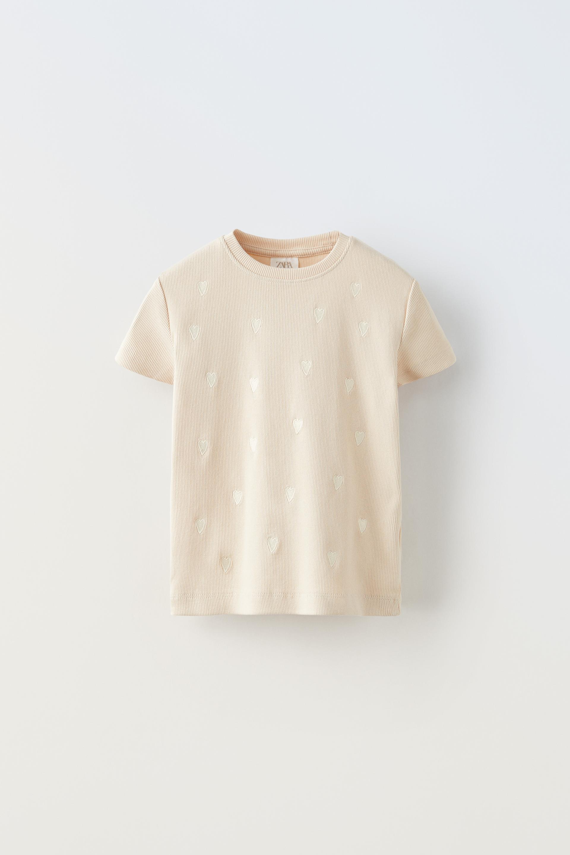 

ФУТБОЛКА В РЕБРИКУ С ВЫШИВКОЙ