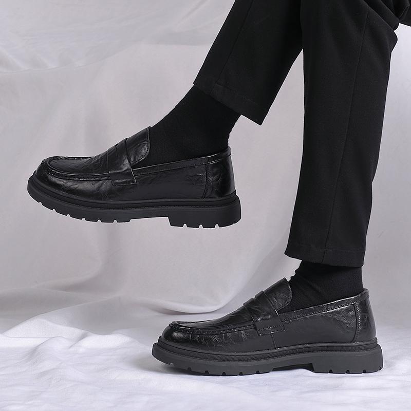 Leather Shoes Men Loafers Outdoor Fashion Slip On Business Casual Leather Shoes Classic Soft Moccasins Hombre Men Shoes Flats