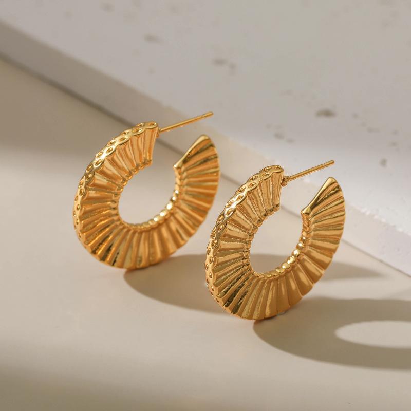 Creative Fan Shaped 18k Gold Plated Retro French Geometric Stud Earrings For Women