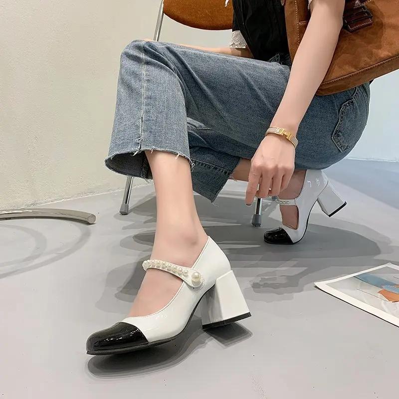 Fashion 2025 Women Pumps Sandals High Heels ShoesSquare Toe Retro Leather Sandals Black White Patchwork Walking Shoes Retro Female