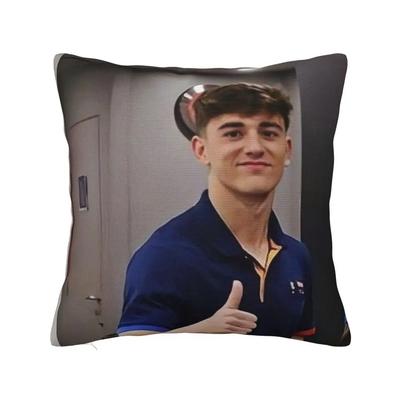 Pablo Gavi Sport Spanien Fußball Kissenbezug Druck Polyester Kissenbezug Geschenk Wurfkissenbezug Abdeckung Zuhause mit Reißverschluss X
