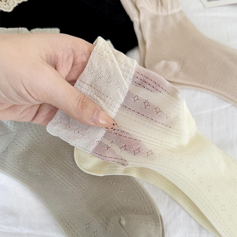 Spring and Summer Thin Mesh Perforated Mid-calf Socks, Lace Sweet Ballet-style Breathable Socks