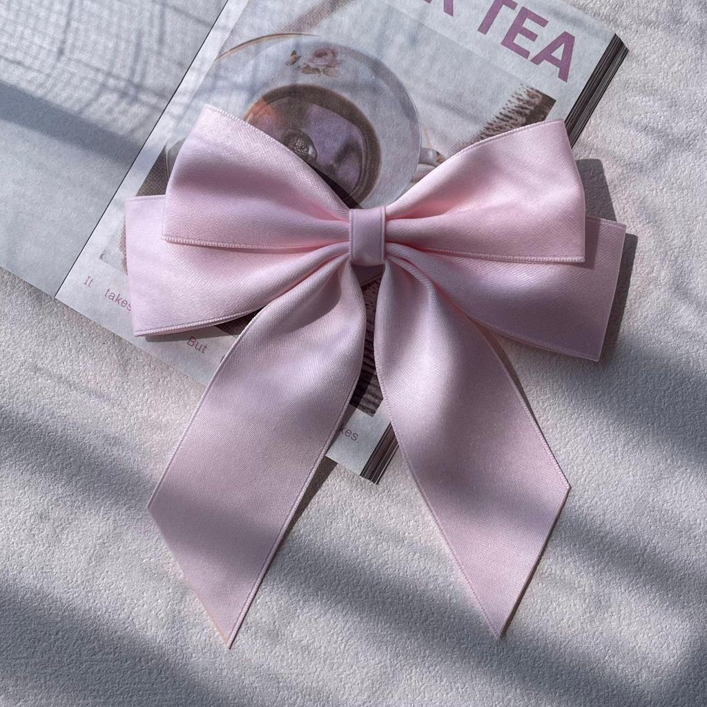 Sweet Pink Ballet Bow Brooch: Three-Dimensional, Age-Reducing Accessory for Girls