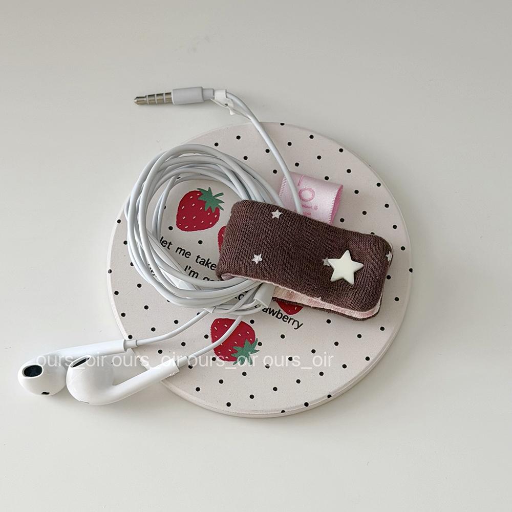 Knitted Cotton Cable Organizer Cute Strawberry Star Shape INS Style Storage Accessory for Data Line Wired Headphone Tidying Work