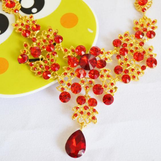 Party Red Color Golden Alloy Bridal Wedding Pendant Necklace Earrings Set