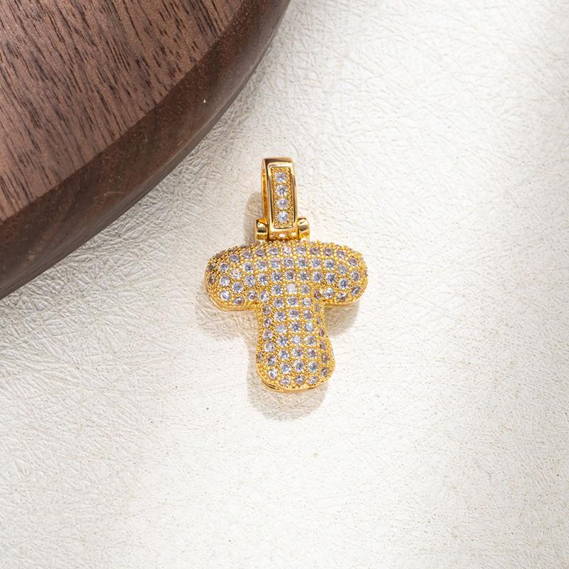 Fashion Pendant Necklace for Women - Trendy Everyday Jewelry Accessory