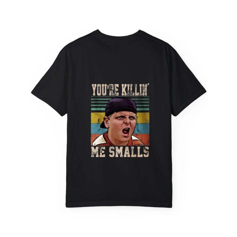 Vit T-shirt med Youre Killin Me Smalls-grafik och vintage-ränder för vardagsbruk